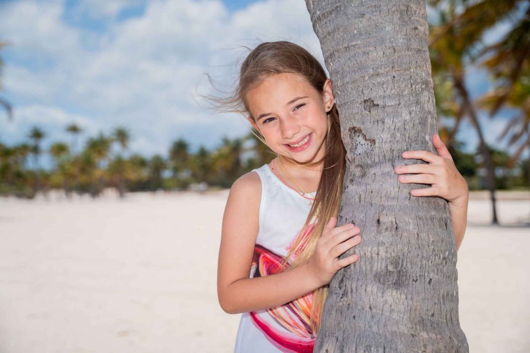 Mandy Corrente lanza “My Bestie” como una alabanza a la amistad