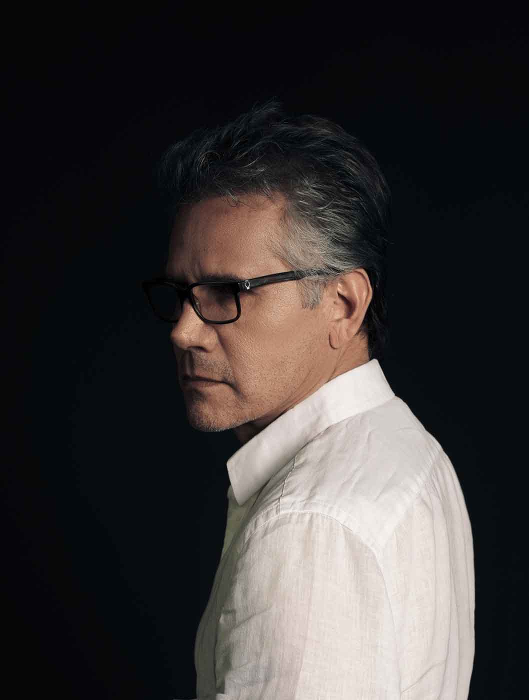 Jesús Adrián Romero cambia de escenario y se presentará en el Estadio Nacional