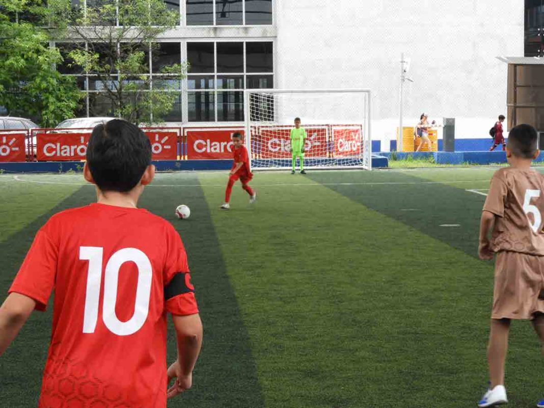 ¡La Súper Liga Claro 2022 dio el silbatazo inicial!