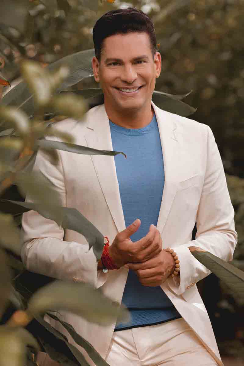 Ismael Cala lanza libro Fluir para no sufrir en España