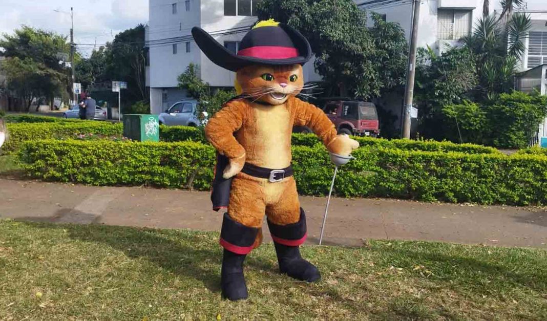 Personaje del Gato Con Botas estará en el Festival de Luz