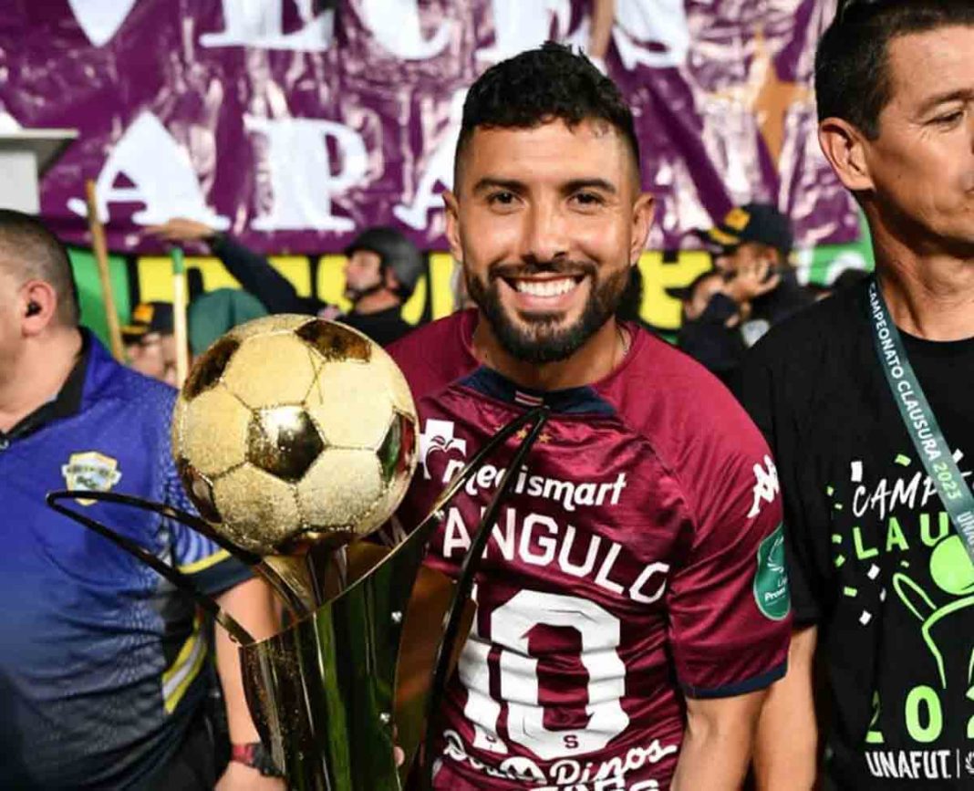 OFICIAL: Marvin Ángulo se despide del Deportivo Saprissa
