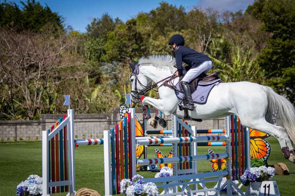 Foto-Jinete-Emiliano-Shiavone-1-(salto)