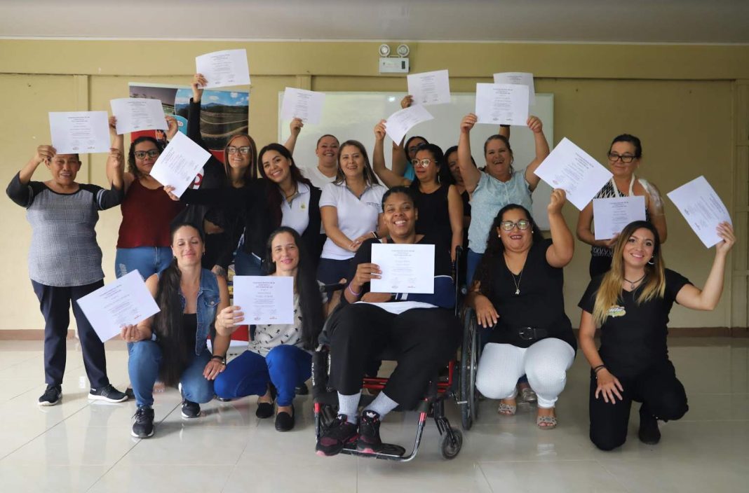 Captura de pantalla 2023-12-04 112041-compressed