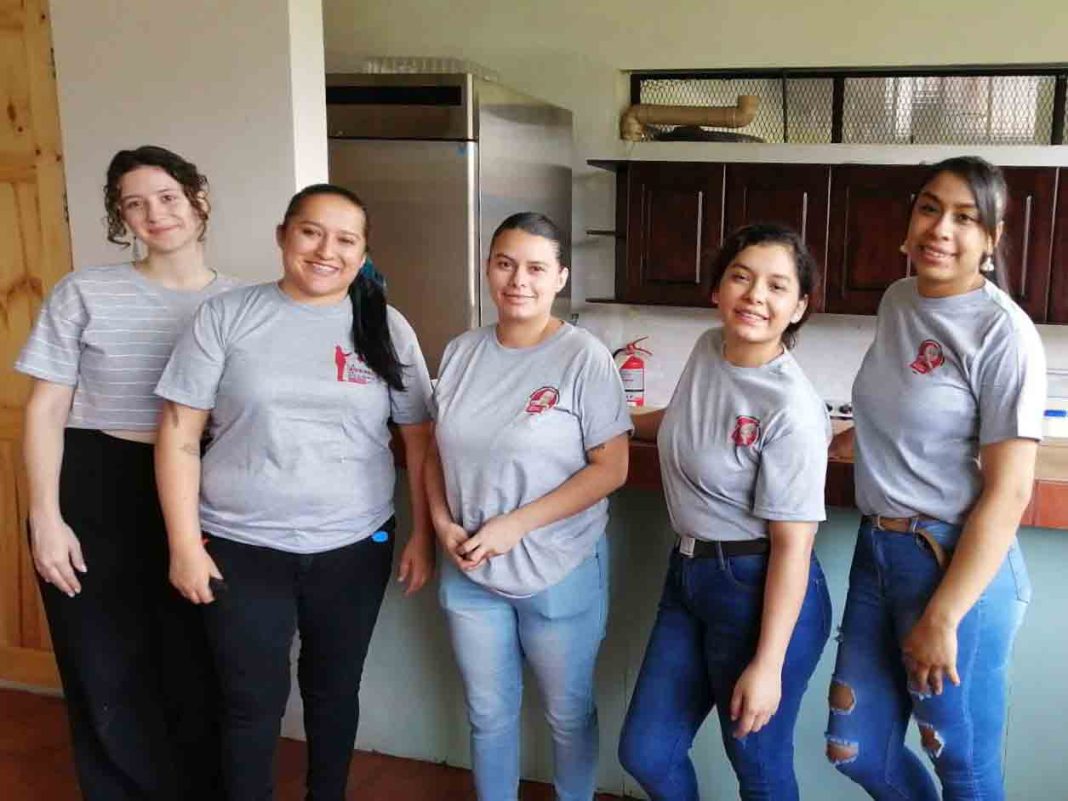 Cinco beneficios de implementar programas de voluntariado en las empresas