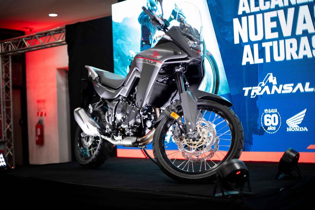 Llega a Costa Rica la nueva Honda Transalp