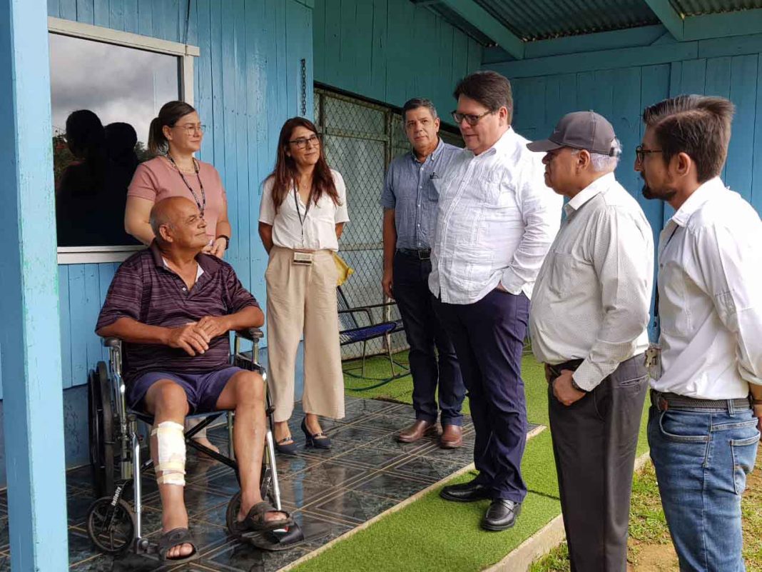 Poder Judicial visita Isla Chira para escuchar a la comunidad y mejorar los servicios de justicia