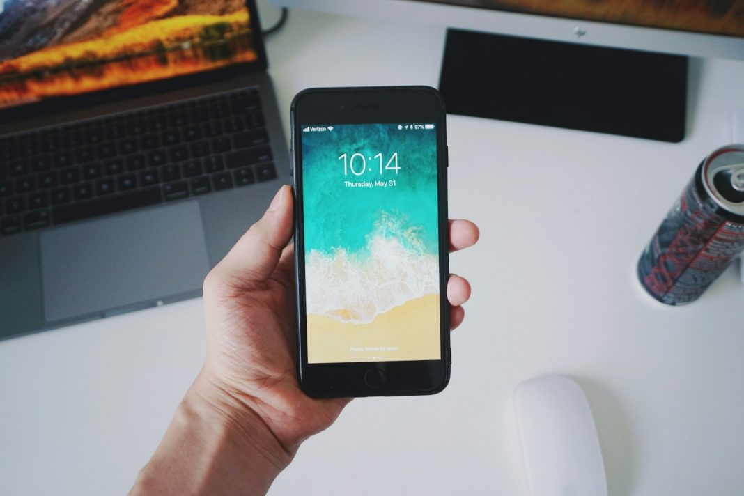 Compra de artículos electrónicos a través de canales digitales creció más del 50% durante el 2023