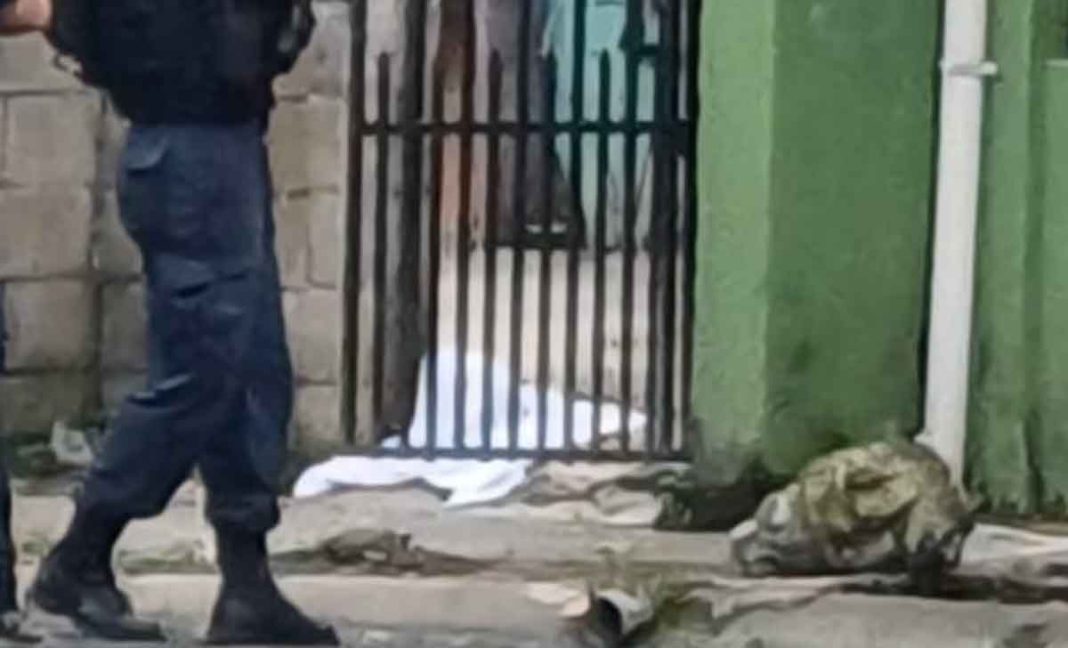 Macabro hallazgo: cabeza humana aparece en corredor de casa en Turrialba