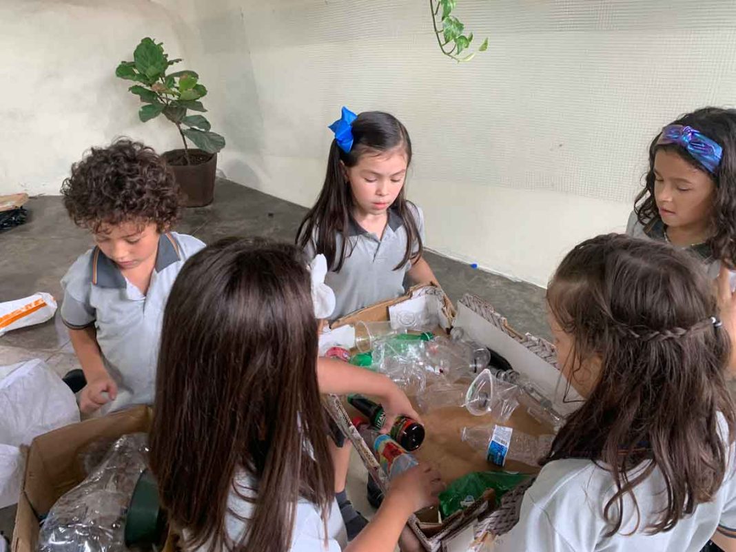 AmbientaDOS anuncia la tercera edición de su premio de reciclaje