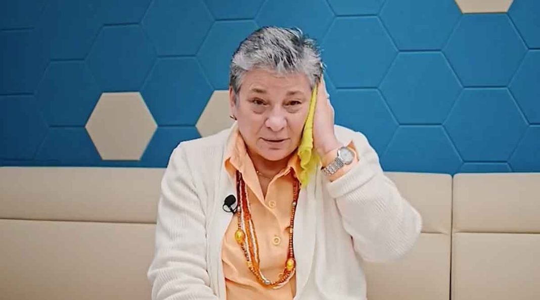 VÍDEO: Ana Katharina Müller, Ministra de Educación, aseguró que estudiantes la agredieron al salir de reunión del FEES