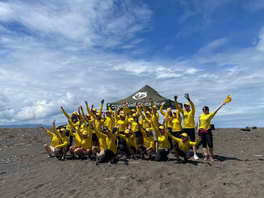 70 voluntarios recolectaron 440 kilos de residuos en playa Guacalillo