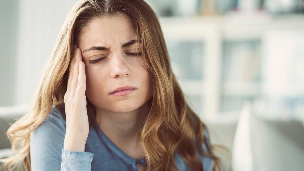 ¿Sufre de migraña? Visite a su médico para obtener el tratamiento más adecuado