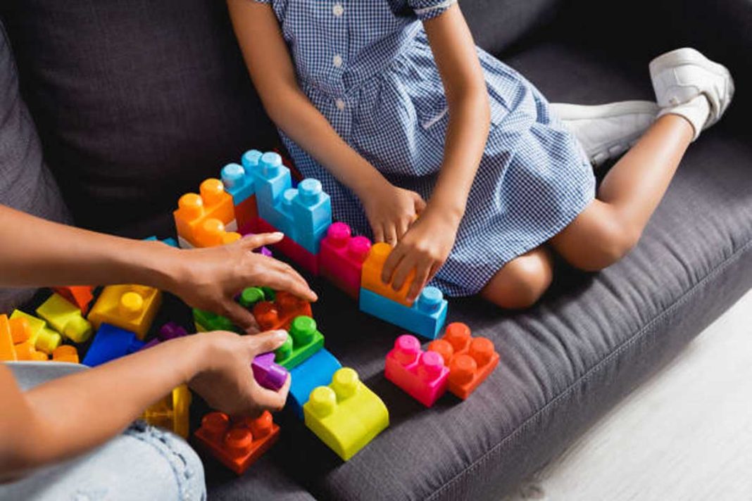 ¿Qué es la Legoterapia y cómo ayuda al desarrollo de habilidades blandas en niños y niñas?