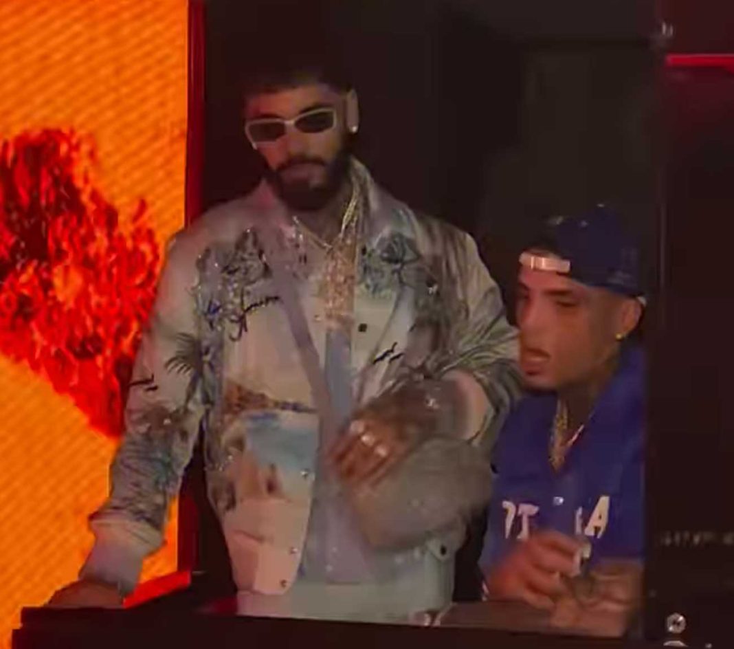 VÍDEO: Anuel AA y Luar La L disfrutaron la vida nocturna de Medellín en la discoteca de Westcol