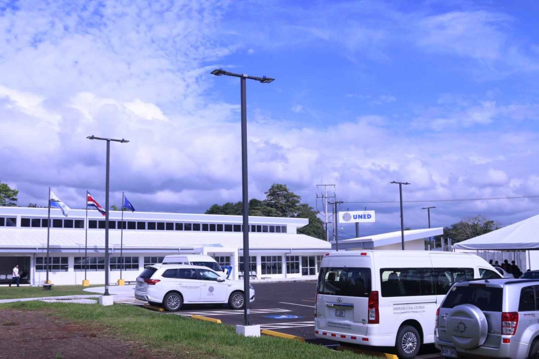 Con inversión de $6.8 millones, UNED culmina dos modernas sedes en Atenas y Puriscal