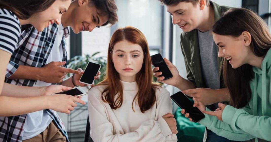 Saba y Diario Adolescente unen esfuerzos para combatir el bullying en Costa Rica