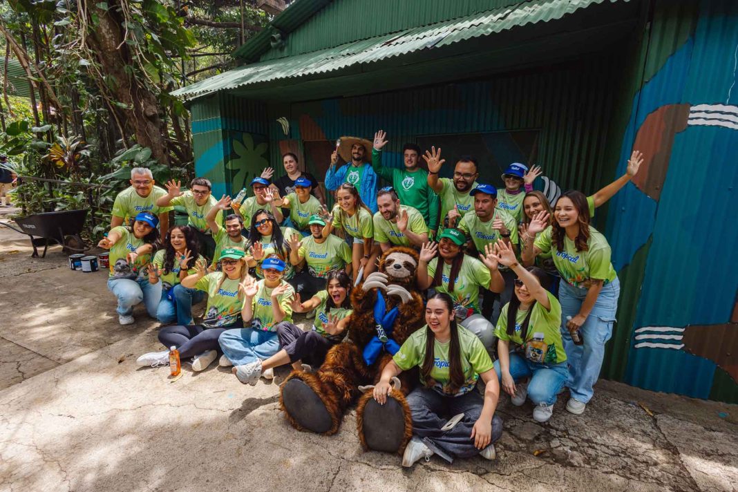 Tropical y FIFCO lideran voluntariado en Rescate Wildlife Rescue Center
