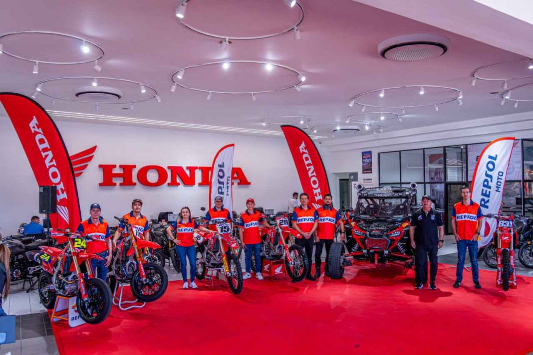 Honda Repsol presenta su equipo para la temporada competitiva 2025