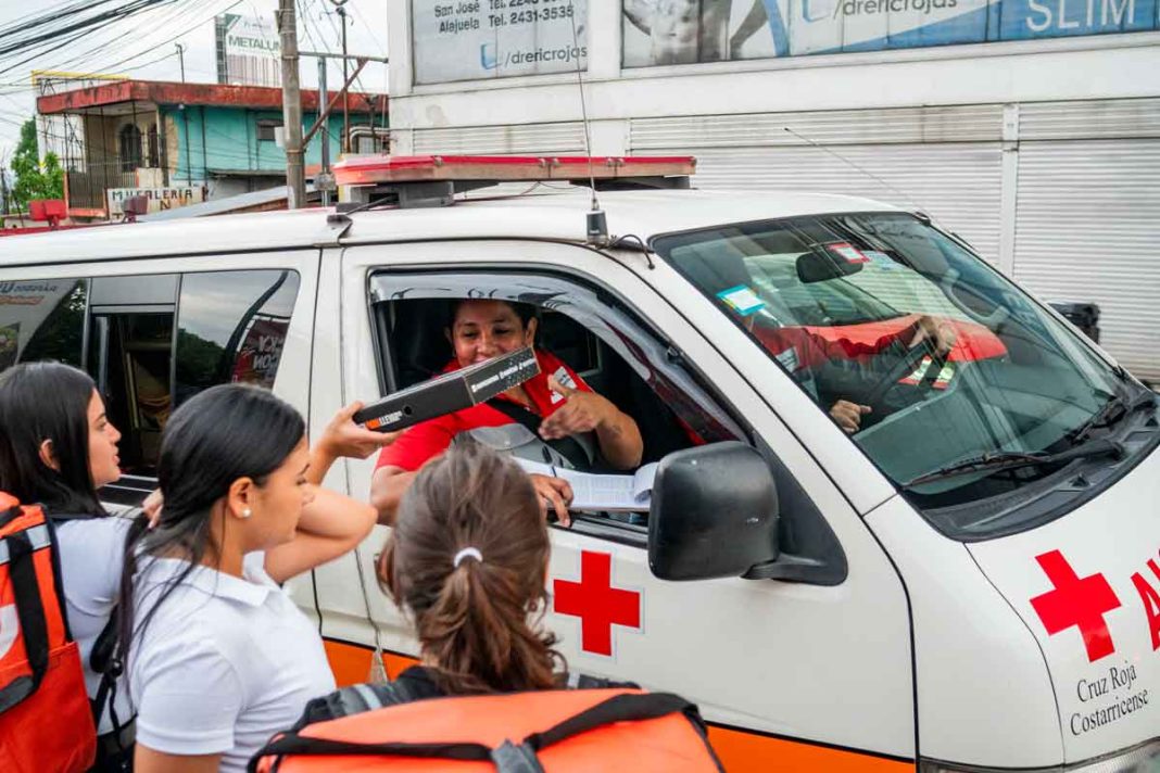 DiDi y Ready pizza sorprenden a conductores y regalan 500 pizzas personales