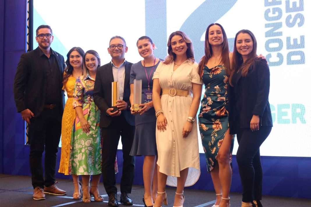 BMI Seguros Costa Rica recibe doble reconocimiento por su excelencia en seguros personales