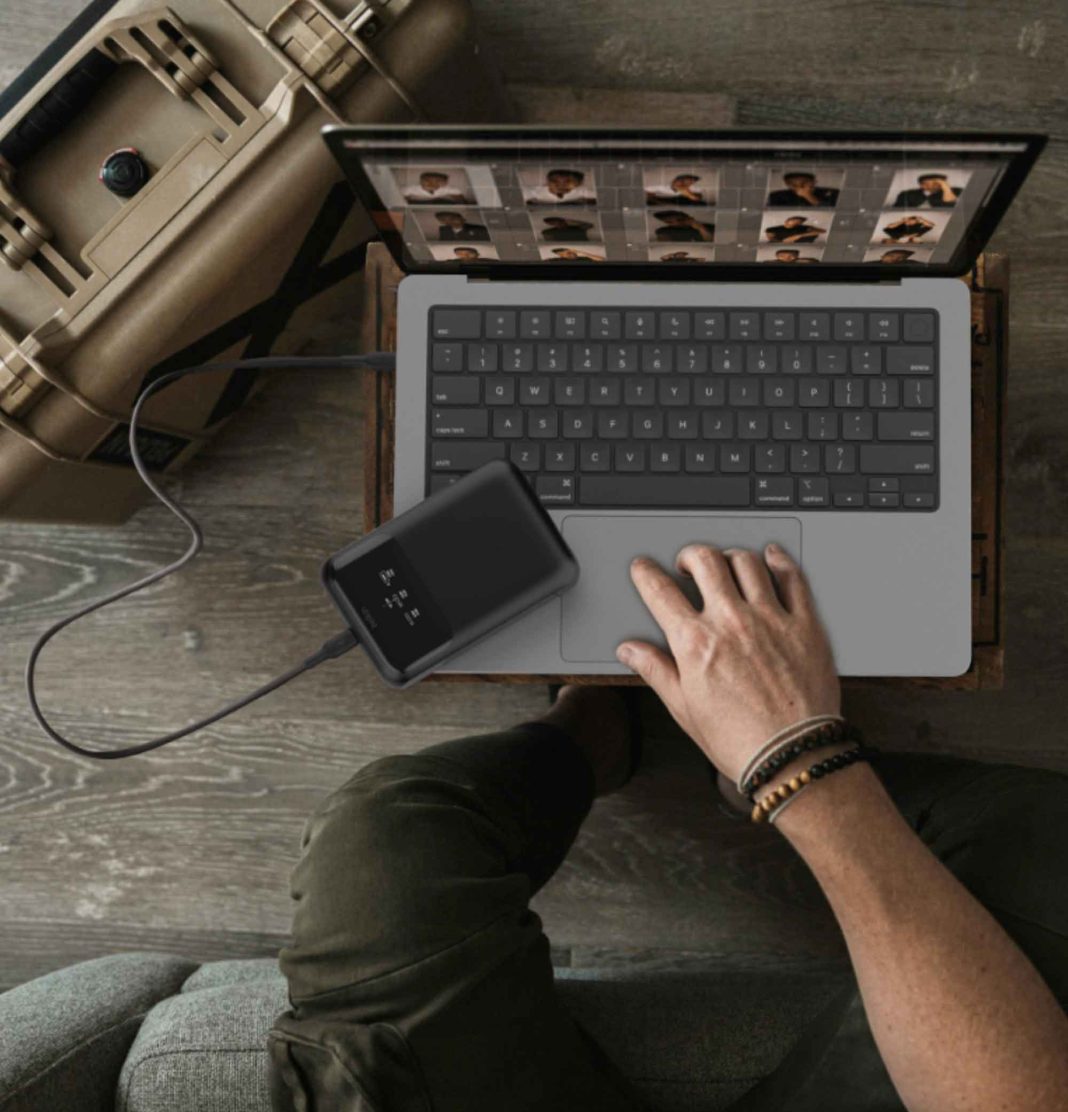 ¡No te quedes sin batería en tus viajes! El BoostCharge Pro 3-Port Laptop Power Bank 20K, un aliado perfecto para los viajeros en Costa Rica