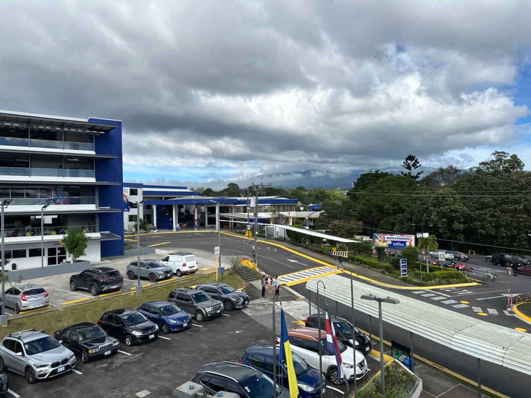 Fidélitas e INA firman convenio para potenciar la formación y competitividad de las pymes