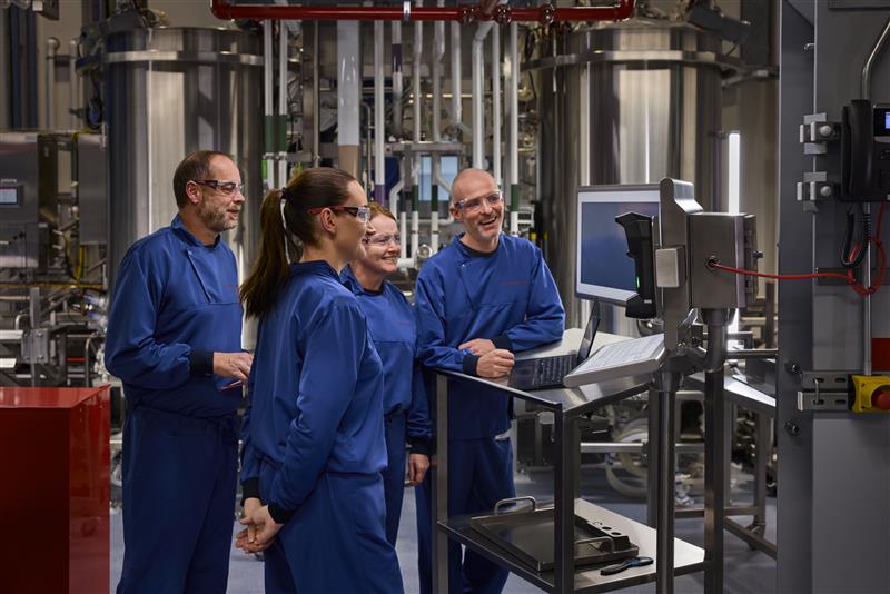 Johnson & Johnson fortalece la educación técnica en Costa Rica mediante colaboraciones académicas estratégicas