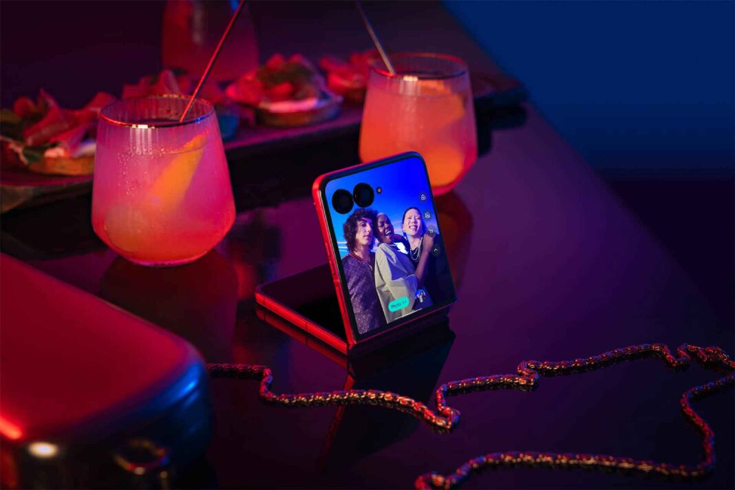 Esto puedes hacer desde la pantalla externa de tu motorola razr 60 ultra