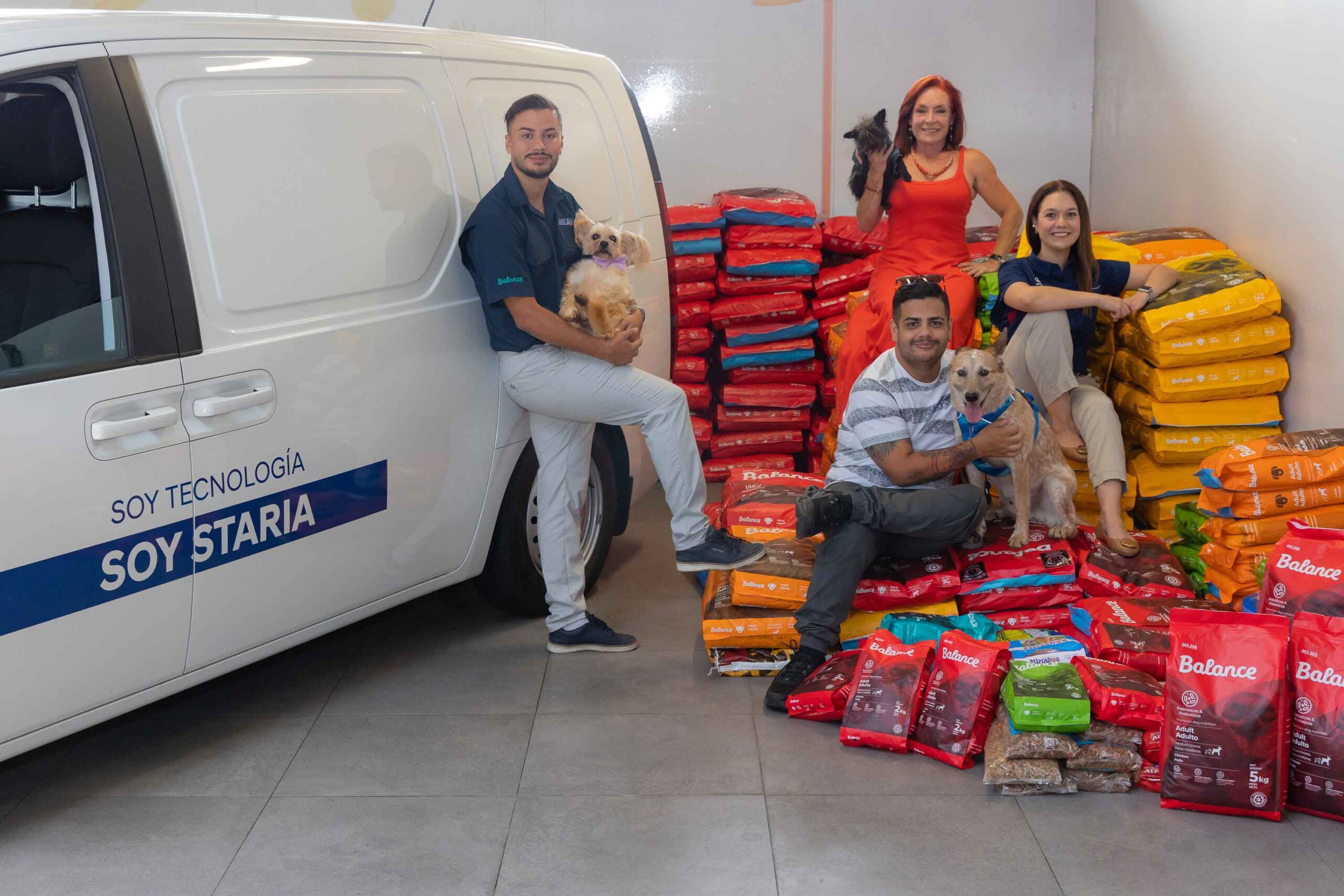 Zaguatón rompe récord: 12 toneladas de alimento alimentarán a 2400 perros