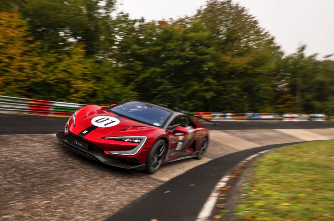 El Yangwang U9 Xtreme rompe la barrera de los siete minutos en Nürburgring y se convierte en el superdeportivo eléctrico más rápido