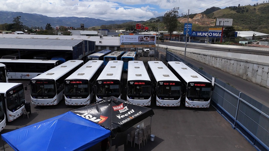 LUMACA suma 10 autobuses nuevos a su flota para fortalecer la calidad del servicio a sus usuarios
