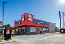 Con inversión de $1.3 millones, KFC inaugura restaurante en Grecia