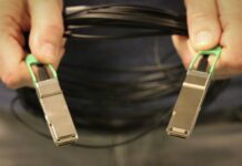 Microsoft presenta novedosa tecnología de redes basada en MicroLEDs de bajo costo y la fibra de núcleo hueco