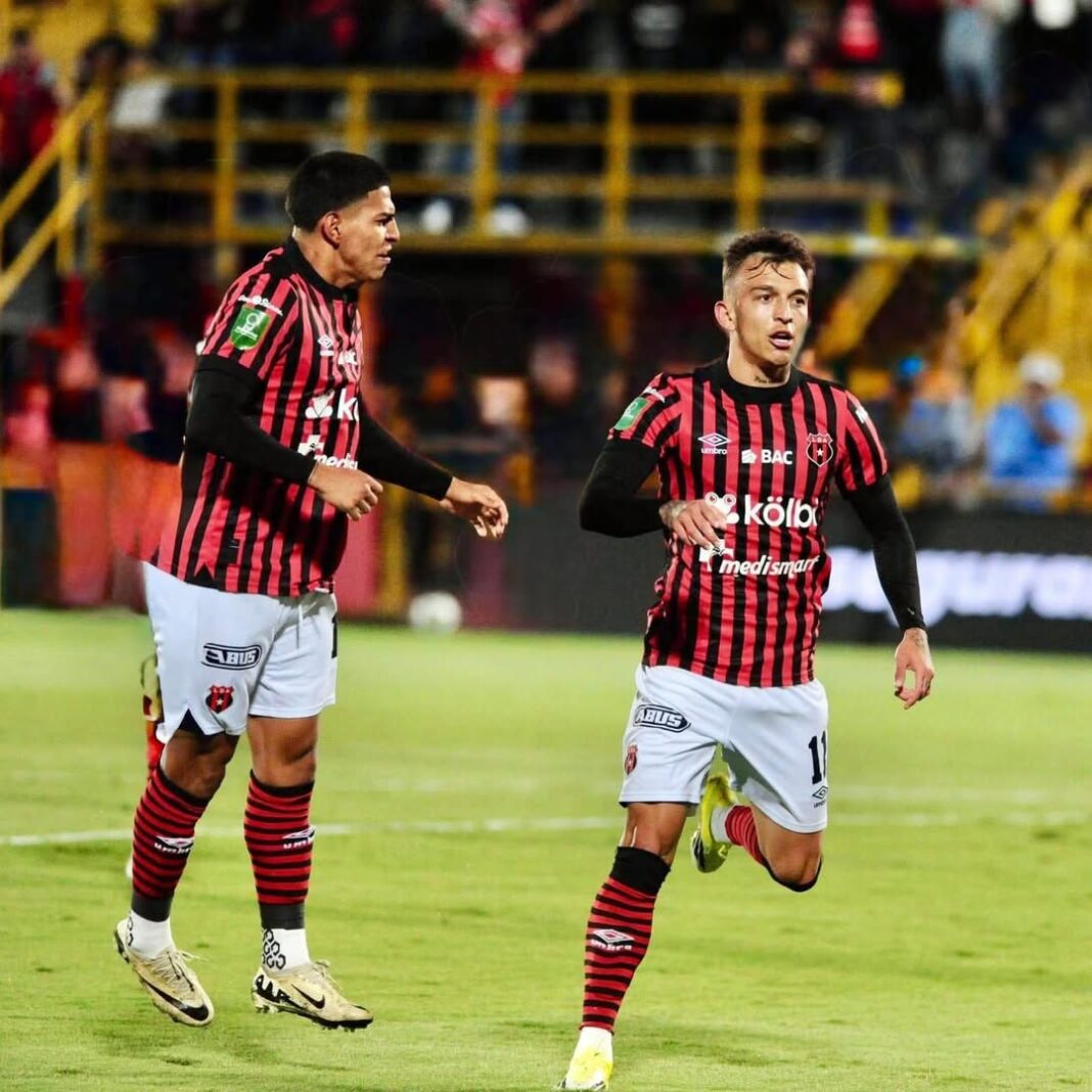 Alajuelense despide a Alejandro Bran y Kenneth Vargas tras recientes hechos polémicos