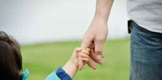 7 consejos de Huggies® para papá y su rol activo en la crianza responsable