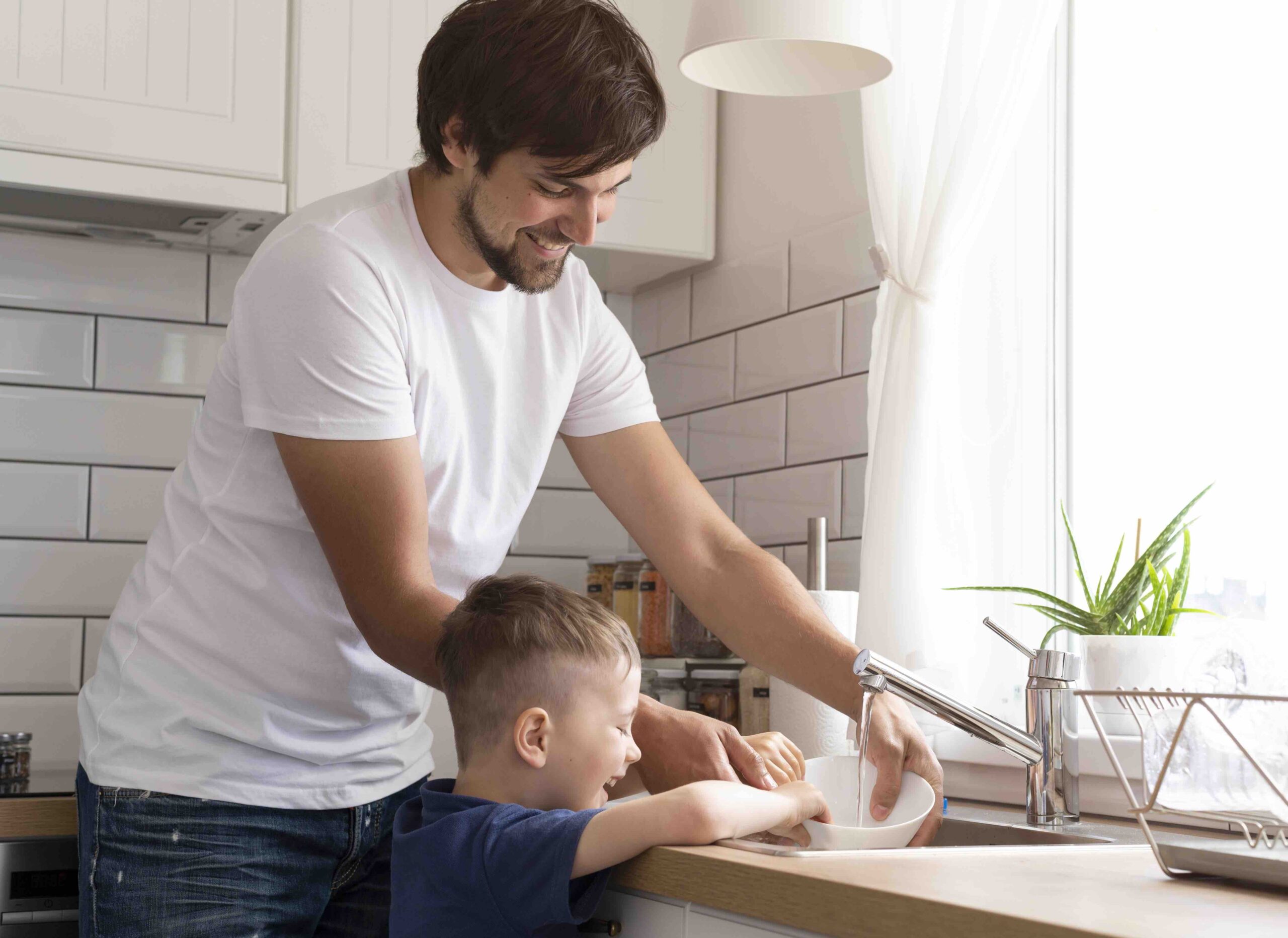 Costa Rica vive una nueva paternidad: más de 794.000 hombres redefinen su rol familiar