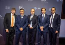 Red Motors recibe reconocimiento internacional de MINI por liderazgo en ventas de vehículos eléctricos