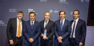 Red Motors recibe reconocimiento internacional de MINI por liderazgo en ventas de vehículos eléctricos