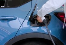Inchcape avanza en sostenibilidad: reduce un 43% sus emisiones operativas globales y las ventas de NEVs crecen un 66% en América Latina y el Caribe