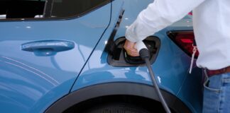 Inchcape avanza en sostenibilidad: reduce un 43% sus emisiones operativas globales y las ventas de NEVs crecen un 66% en América Latina y el Caribe