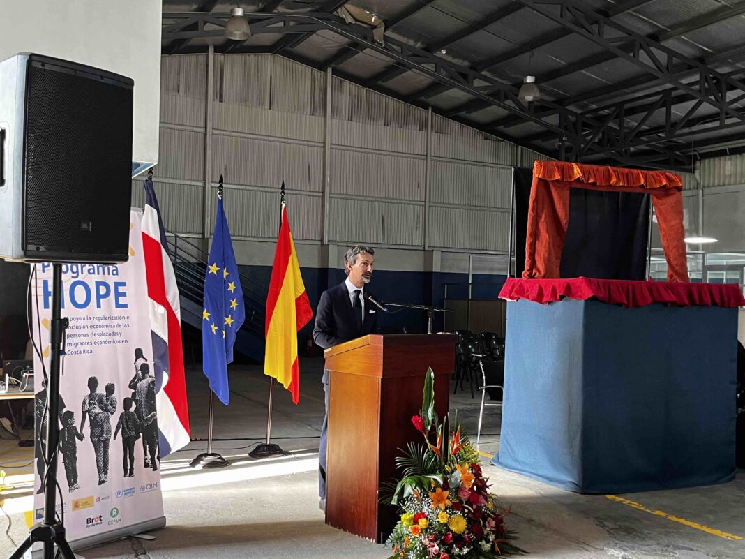 La Unión Europea lanza el programa HOPE para fortalecer la integración y la cohesión social de personas migrantes y con necesidad de protección internacional