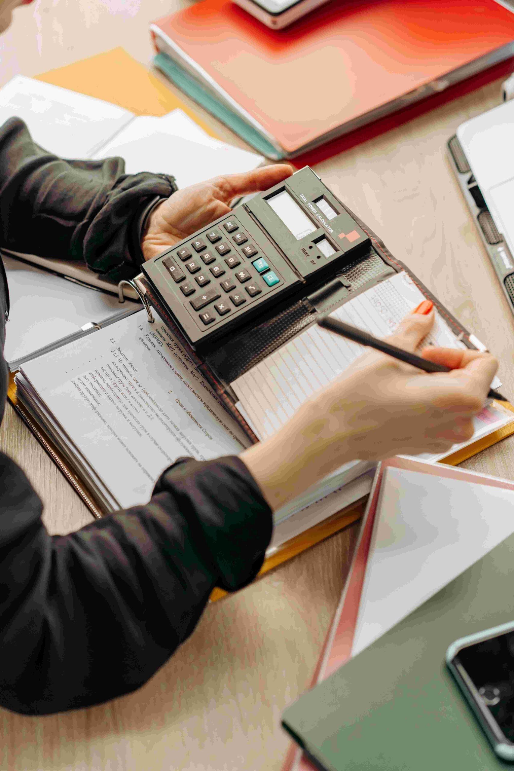 Planifique la economía de su hogar siempre, pero especialmente para este segundo semestre