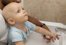 Conozca los hábitos de higiene que pueden aprender los niños según su edad